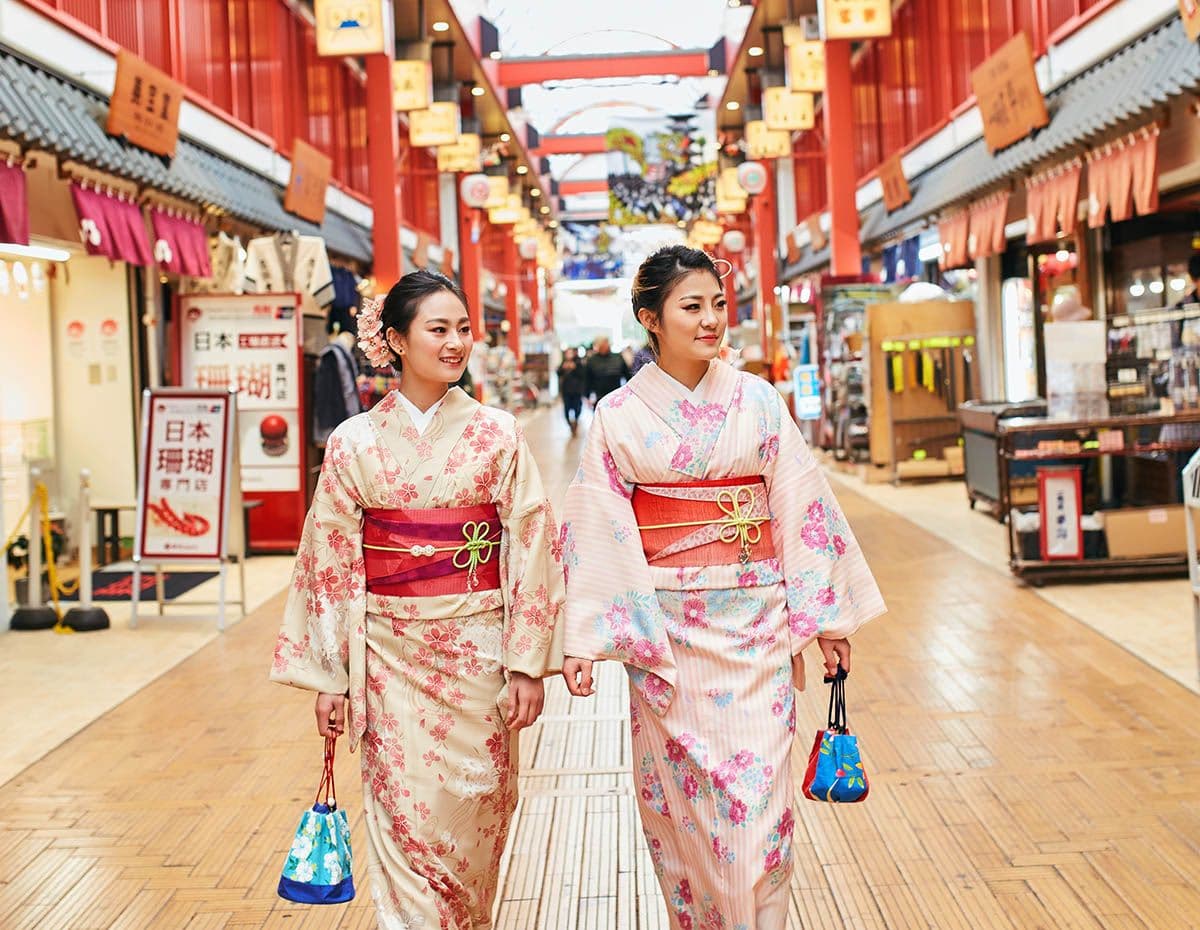 Discover the Charm of Asakusa with Kimono Rental