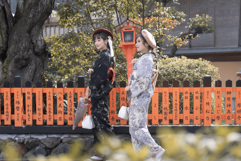 Western-style kimono
