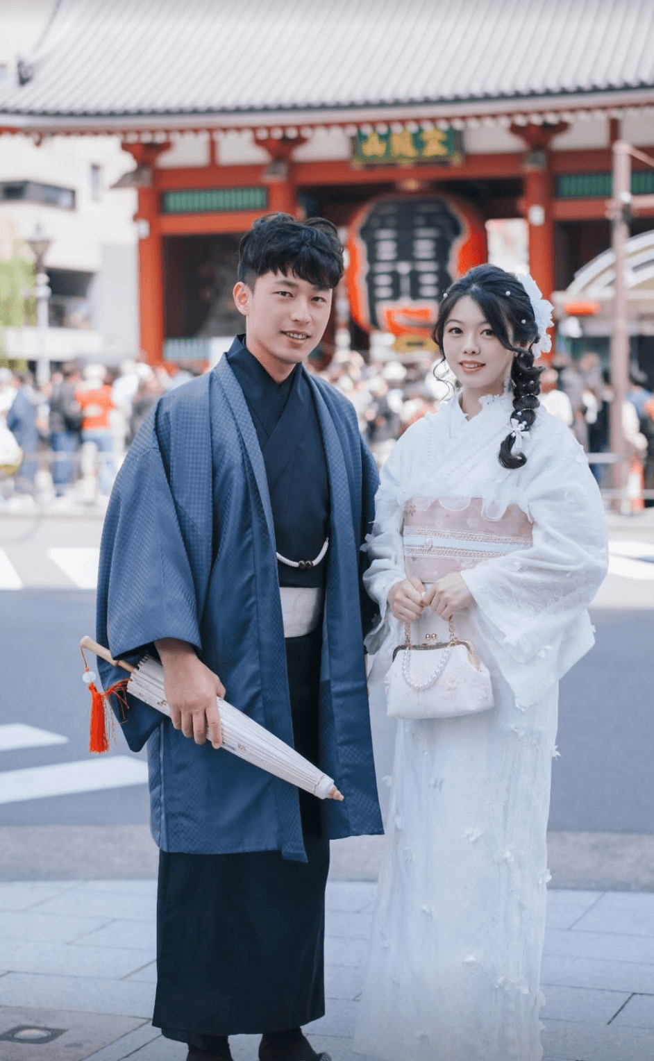 lace-and-antique-kimono-style-couple-discount-hair-styling-included