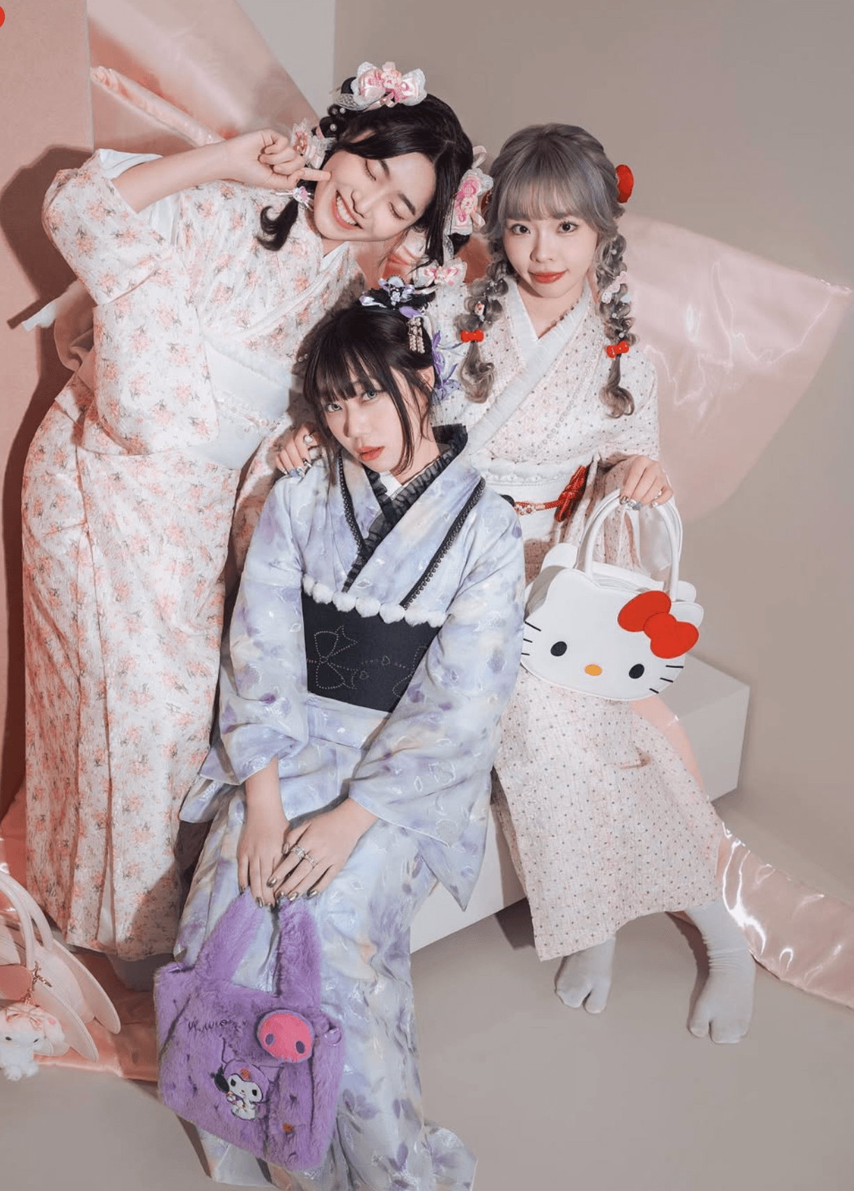 Characters Kimono