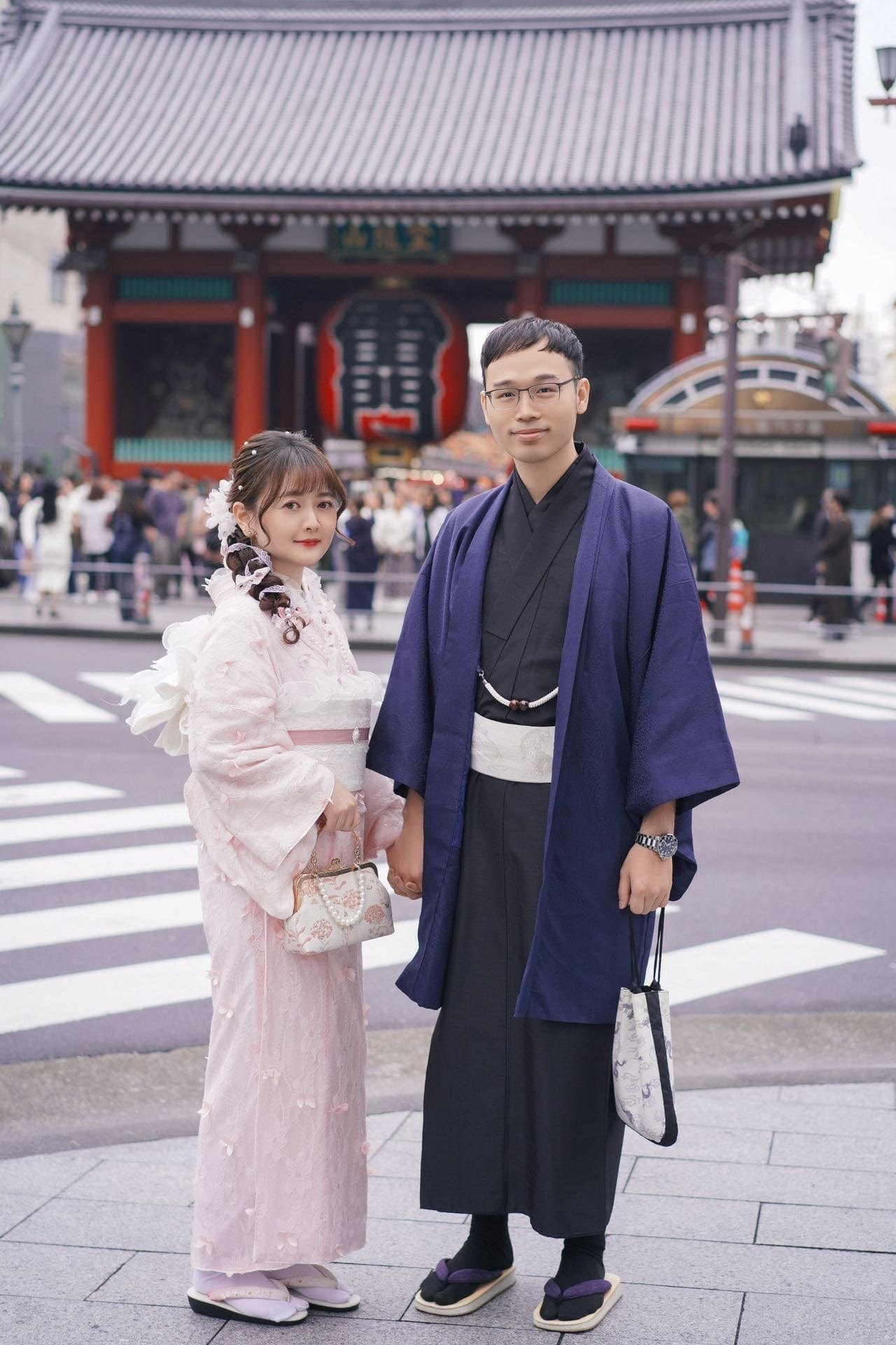 lace-and-antique-kimono-style-couple-discount-hair-styling-included